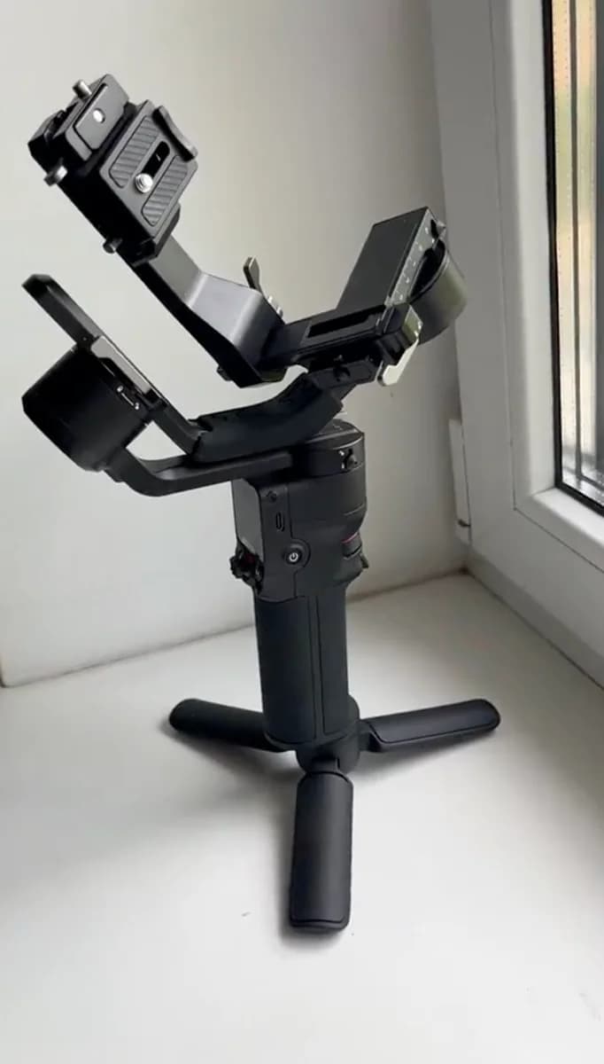 Стабилизатор DJI RS 3 Mini