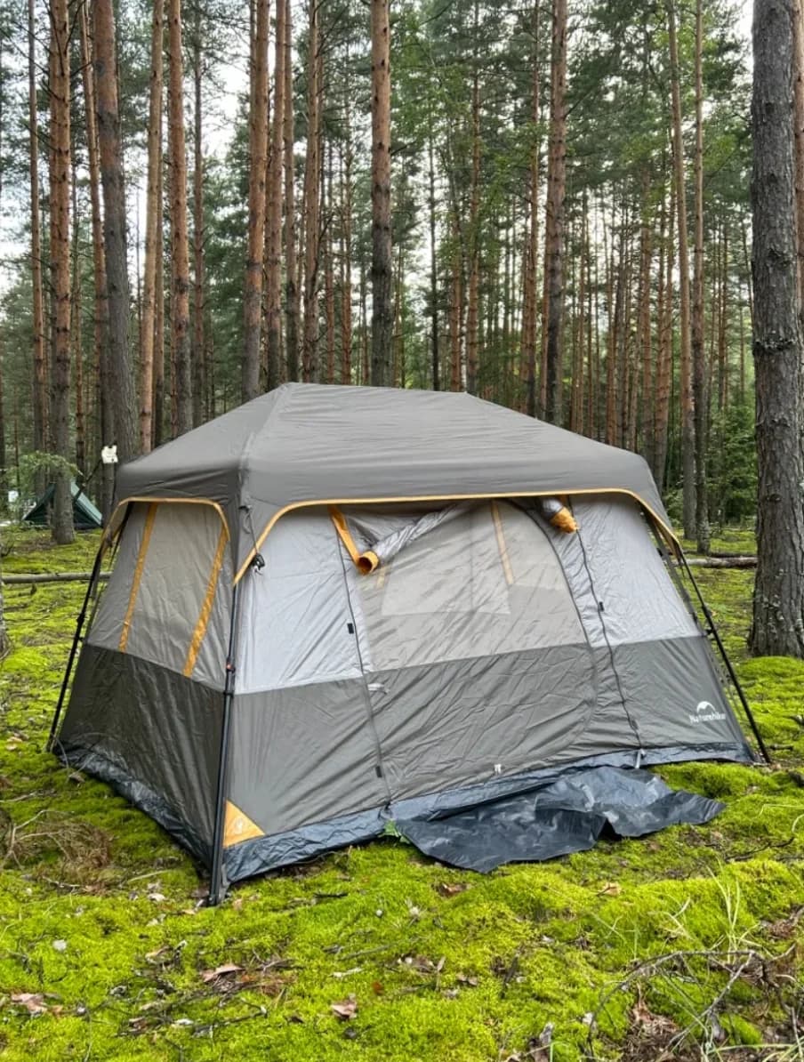 Палатка четырёхместная Naturehike с тамбуром